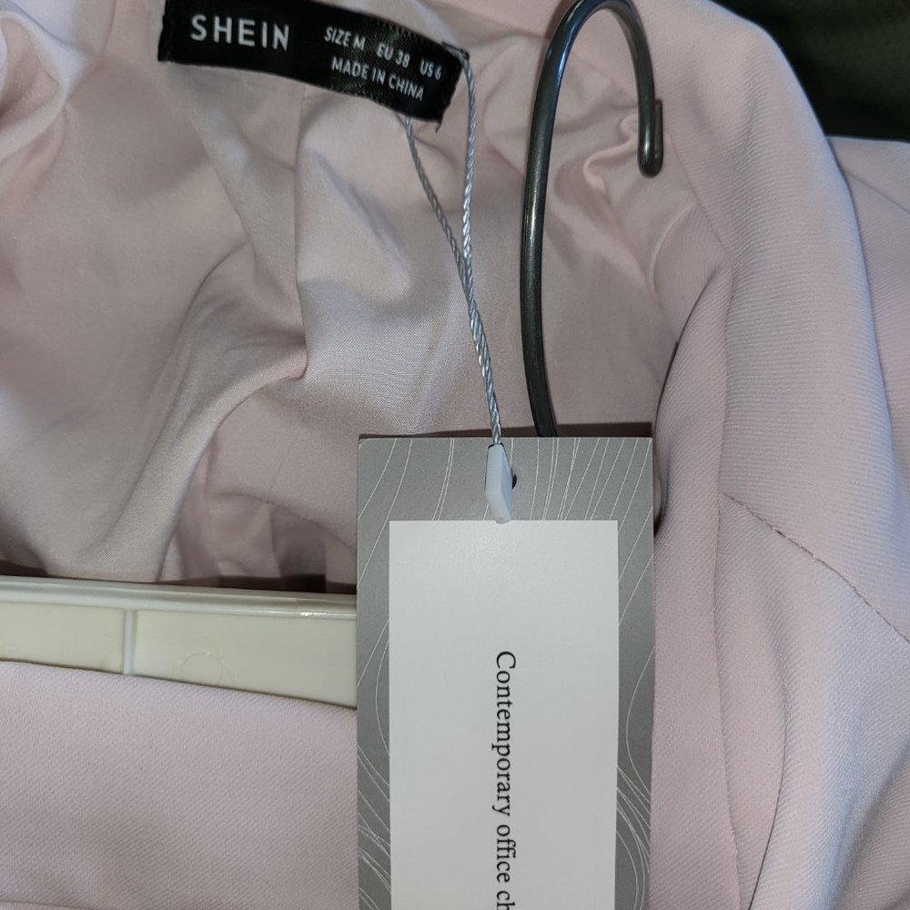 Pink Pantsuit - Picture 6 of 9